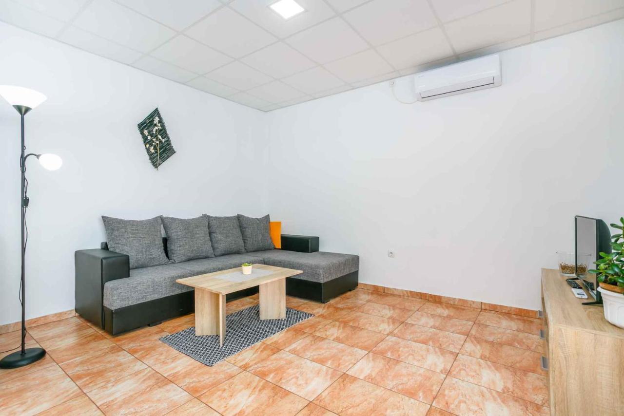 Apartments In Cizici/Insel Krk 31083 מראה חיצוני תמונה